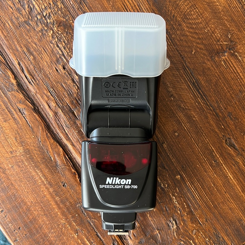 Nikon Speedlight SB-700